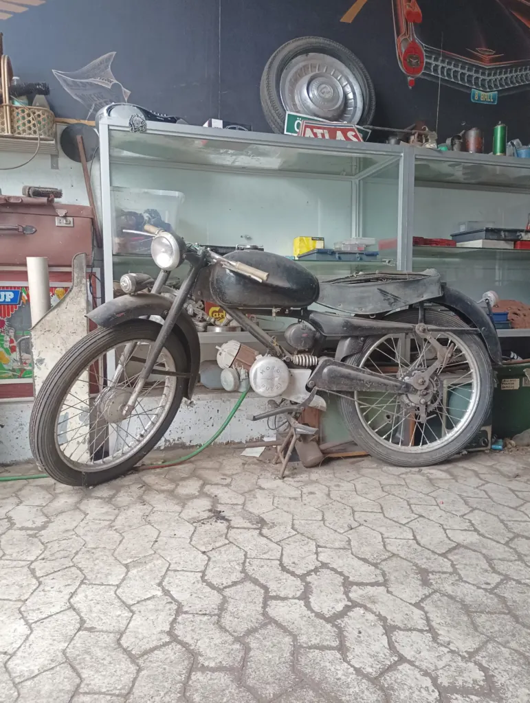 Moto Guzzi Cardellino