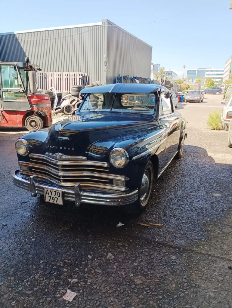 Plymouth Deluxe Business Coupe