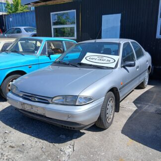 Ford Mondeo 1,8i 5d